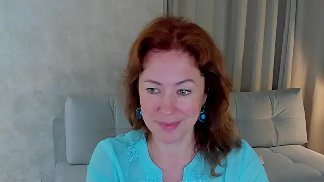 Snapshot of LeticiaRomano chatting on 05/19/26, 04:08 LeticiaRomano online show from 05/19/26, 04:08
