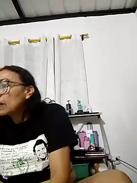HOT LATINA20 online show from 04/09/26, 01:49