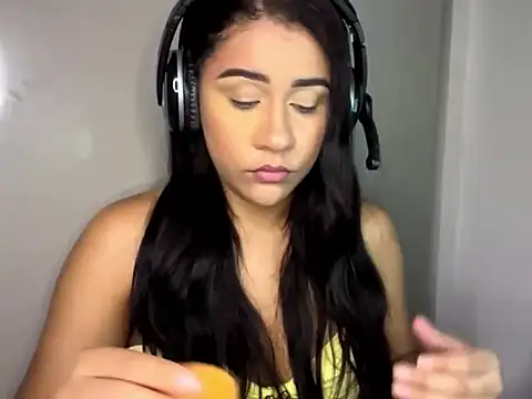 CarolyneSnellings online show from 03/18/26, 03:37