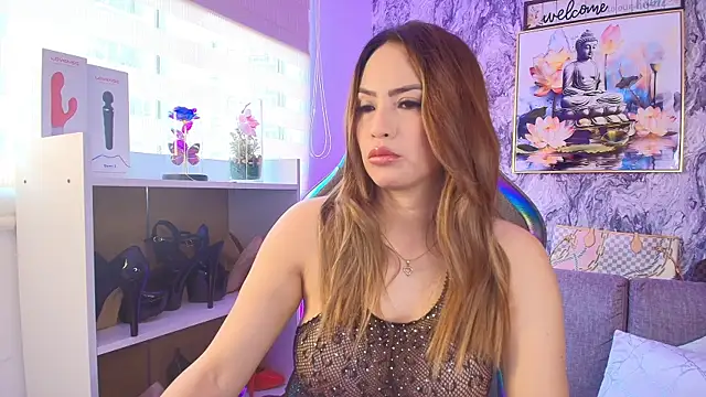 Katalina Alvarezz online show from 04/21/26, 05:17