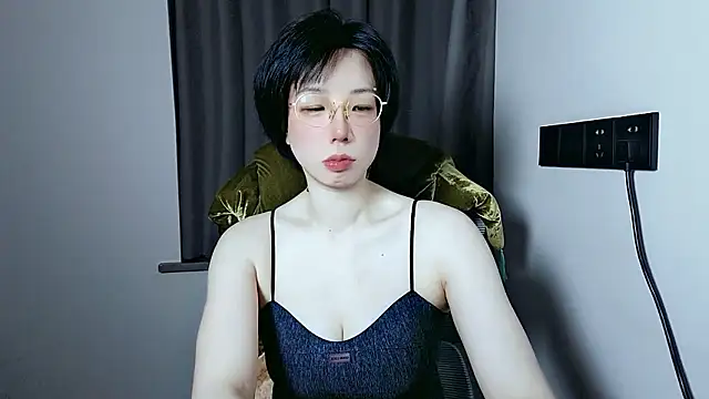 lin lin 520 520 online show from 05/20/26, 04:13