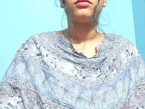 Emma 4433 online show from 04/11/26, 09:24