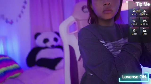 nahomy 2308 online show from 04/16/26, 12:06