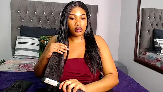 MissPradaa online show from 03/18/26, 09:07