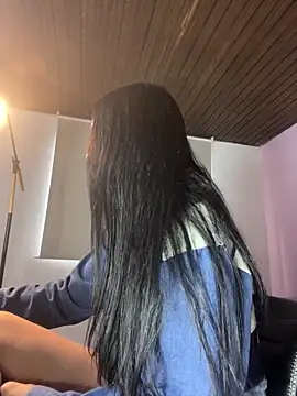 Bella Pinkk online show from 03/12/26, 06:58