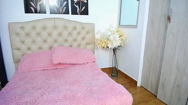 Tamar4 f00x online show from 04/25/26, 12:52