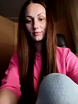 Snapshot of LunaCrystall chatting on 04/29/26, 05:41 LunaCrystall online show from 04/29/26, 05:41