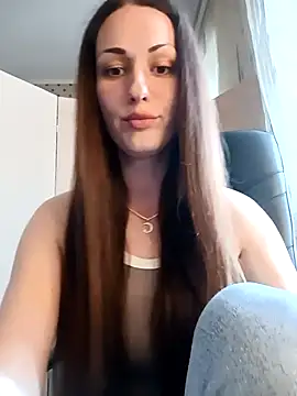 Snapshot of LunaCrystall chatting on 05/02/26, 03:50 LunaCrystall online show from 05/02/26, 03:50