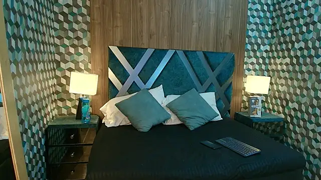 Rache Roth online show from 04/22/26, 09:27