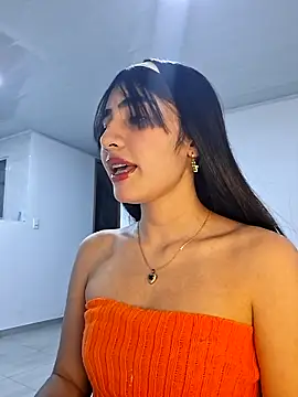 Snapshot of ZoeKatzz chatting on 03/26/26, 11:21 ZoeKatzz online show from 03/26/26, 11:21