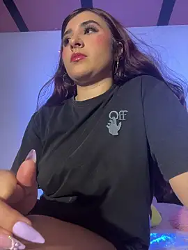 Nahomy-Benett online show from 03/13/26, 12:12