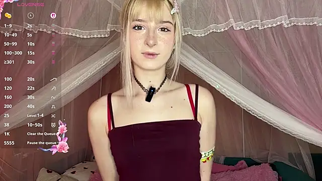 OnlyEva1 online show from 04/17/26, 08:17