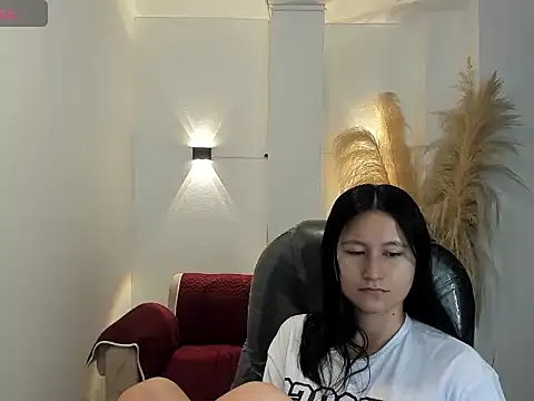 Snapshot of isabella_grace18 chatting on 06/11/26, 07:28 isabella grace18 online show from 06/11/26, 07:28