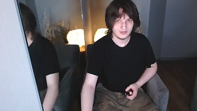 Snapshot of delalex chatting on 05/15/26, 11:01 delalex online show from 05/15/26, 11:01