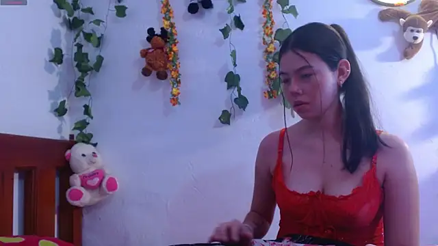 Draculaura X online show from 04/22/26, 11:50