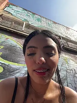 sylphiee  online show from 03/13/26, 08:04