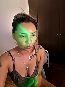 JuliiethDz online show from 03/17/26, 07:17