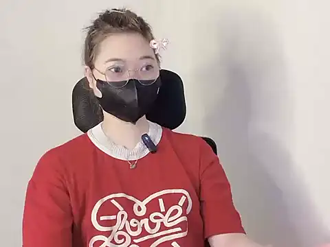 hunhun122 online show from 04/19/26, 05:01