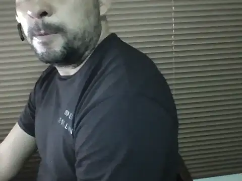 Snapshot of Sergiomachine69 chatting on 06/18/26, 01:50 Sergiomachine69 online show from 06/18/26, 01:50
