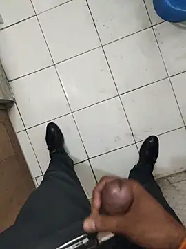 hotshweta online show from 04/18/26, 07:45