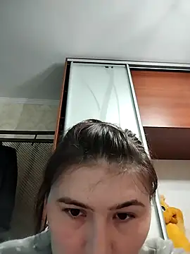 Stlla3704 online show from 03/22/26, 07:50