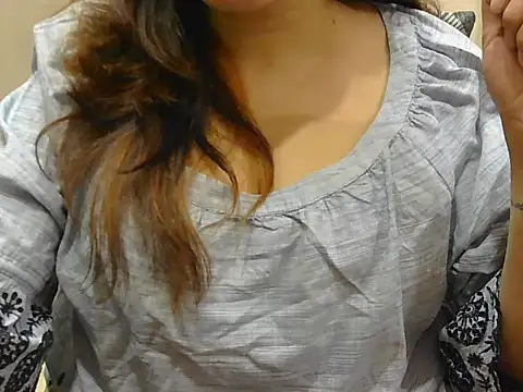 spicy Zara online show from 04/09/26, 04:12