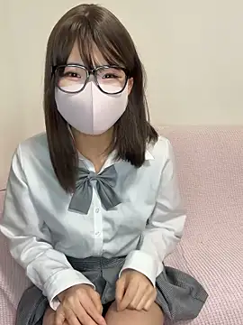 Snapshot of ichigonoiichan chatting on 06/30/26, 12:00 ichigonoiichan online show from 06/30/26, 12:00