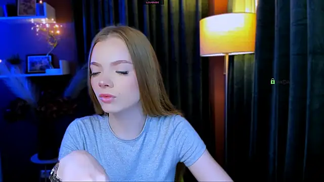maddy moah online show from 04/20/26, 04:48