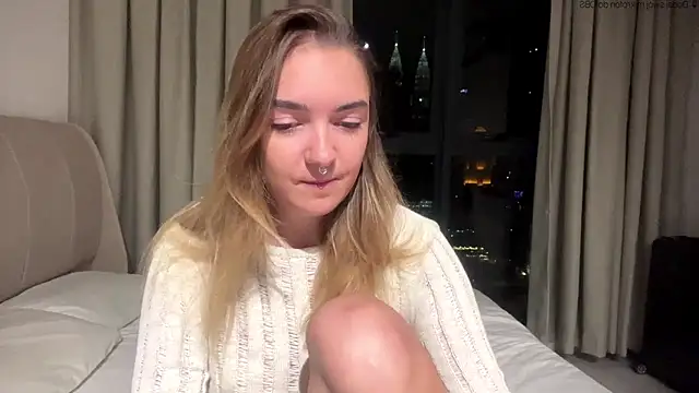 RoxyWet online show from 05/25/26, 02:45
