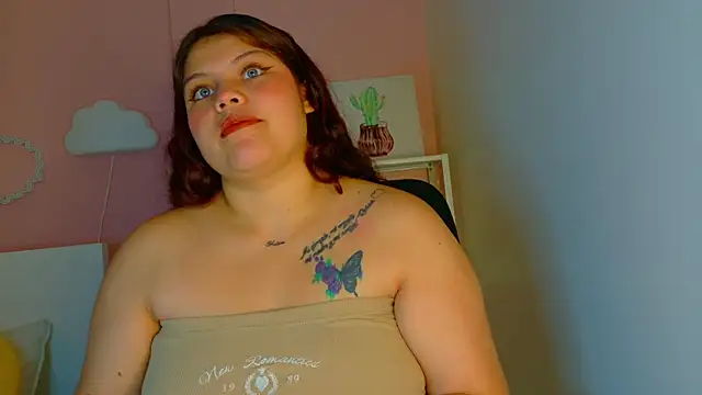 Daphnemoon  online show from 04/07/26, 01:00