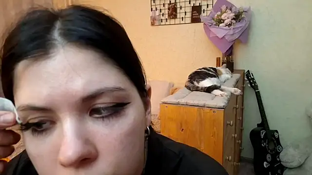 MiaTemptress online show from 04/21/26, 02:23