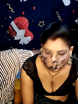 Hot lady234 online show from 04/19/26, 05:45