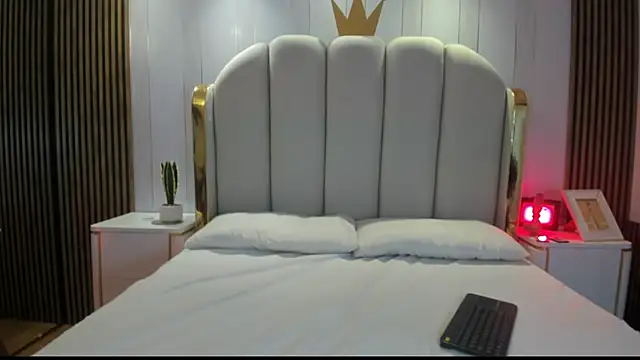 cintya evans online show from 03/31/26, 08:20