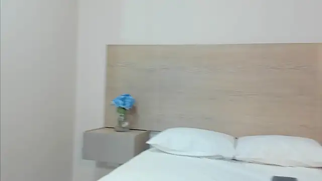 isabellathomass online show from 03/16/26, 07:18