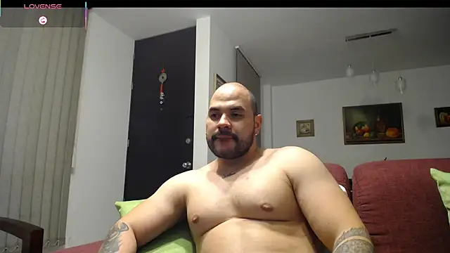 Snapshot of Axel_Dominus chatting on 07/25/26, 12:09 Axel Dominus online show from 07/25/26, 12:09