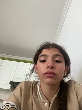 LINDA EF online show from 04/18/26, 12:31