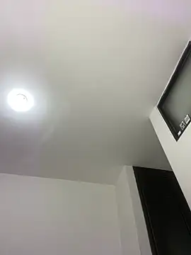 LINDA EF online show from 04/27/26, 12:03