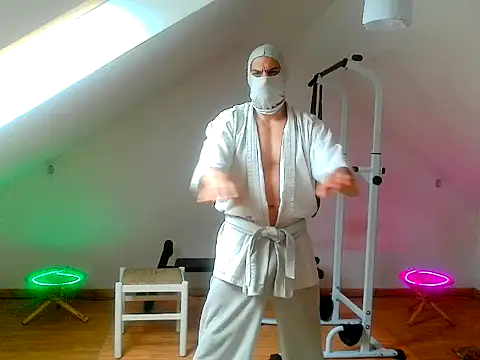 NinjaLaser online show from 05/04/26, 11:17