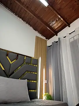 Oliver bigblack cock online show from 04/10/26, 06:01