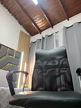 Oliver bigblack cock online show from 04/29/26, 07:09