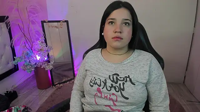 Julieth Caandy online show from 08/05/26, 12:30