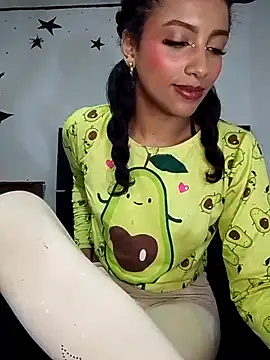 KattyBerryX online show from 06/19/26, 05:50