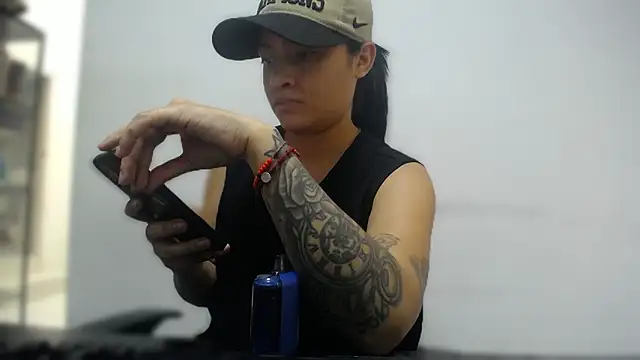 Snapshot of May-ana chatting on 03/12/26, 09:10 May-ana online show from 03/12/26, 09:10