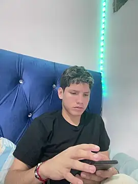 Theus26  online show from 03/24/26, 11:54