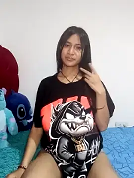 KarolaMendez online show from 04/25/26, 09:34
