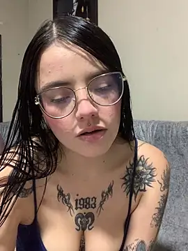 Snapshot of Sofiiaa2 chatting on 03/13/26, 01:34 Sofiiaa2 online show from 03/13/26, 01:34