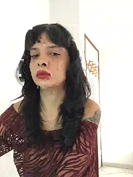 Snapshot of pinacarracci chatting on 07/17/26, 04:34 pinacarracci online show from 07/17/26, 04:34