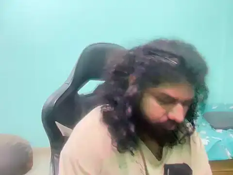Snapshot of abhinaxx chatting on 03/29/26, 10:43 abhinaxx online show from 03/29/26, 10:43