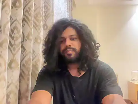 Snapshot of abhinaxx chatting on 04/09/26, 08:25 abhinaxx online show from 04/09/26, 08:25