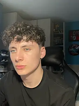 Fideito11 online show from 04/15/26, 05:53